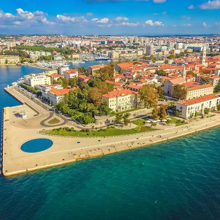 Vikendica Helen By Interhome