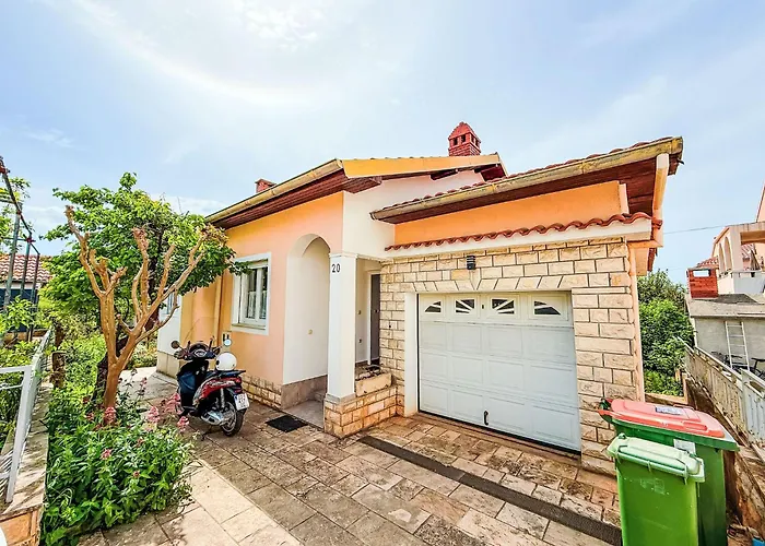 Helen By Interhome * Zadar